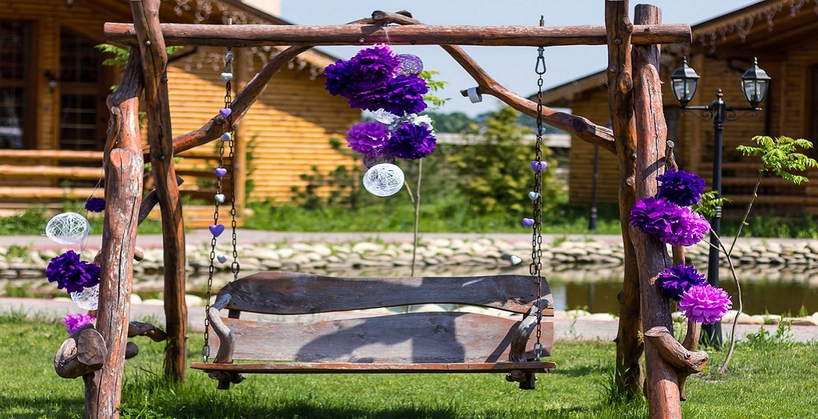 Закрита літня тераса