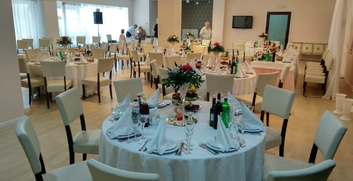 Big banquet hall 