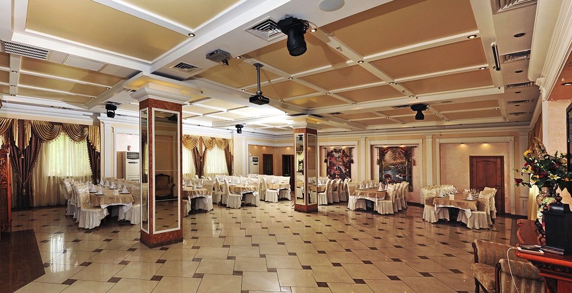 Banquet hall