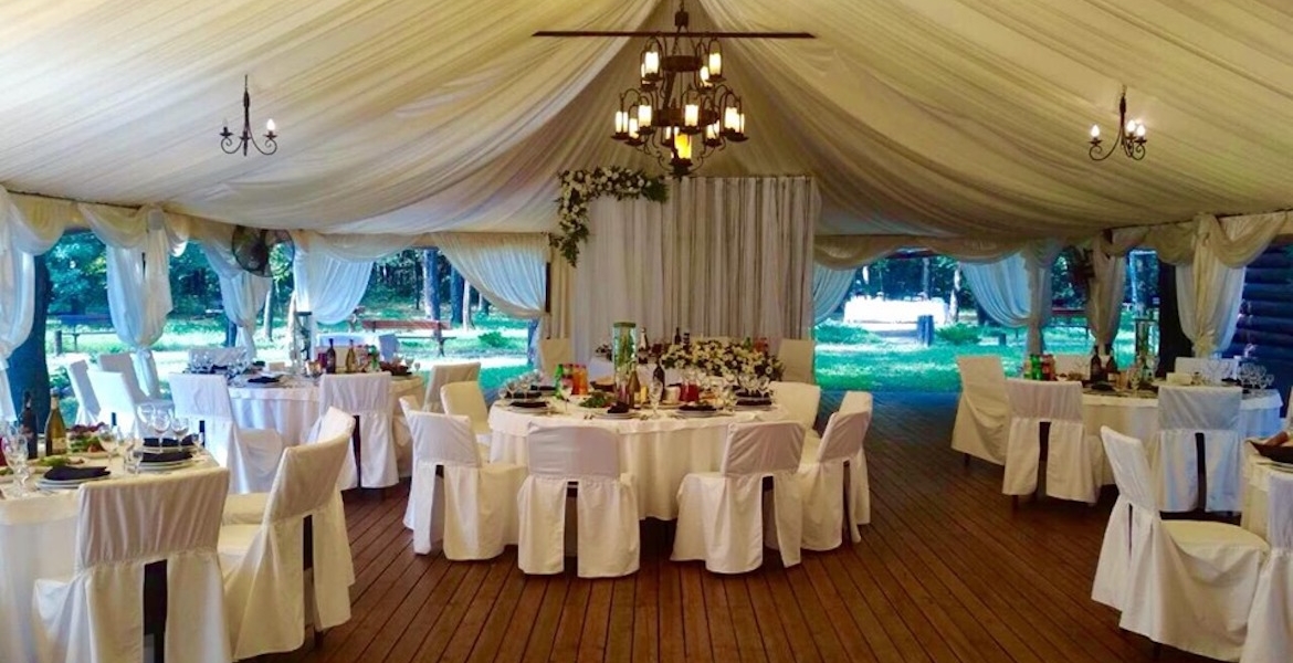 Banquet tent 