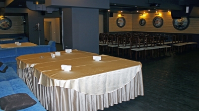Зал караоке